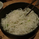 日本橋 天丼 金子半之助 - 浅漬け大根