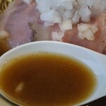 Niboshi Ramen Kogarasumaru - 上質な煮干の旨みが際立つ激ウマスープ