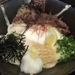 本格手打うどん 大河 - 温玉肉ぶっかけ（アップ）