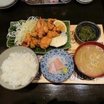 新潟 本町酒場 - 鶏唐定食 880円
