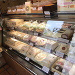 洋菓子ブルメン - ショーケース