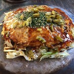 じだん - 肉玉そばにパラペーニョとチーズをトッピング