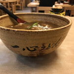 釜揚げうどん 一心 - 店の屋号が描かれた器