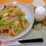 リンガーハット - 野菜皿うどん852円税込。