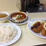 キッチン岡田 - 日替り定食(650円)薄切り肉のビーフシチュー、ヒレかつ、唐揚