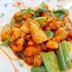 Chinese Dining 樓蘭 - 料理写真:鶏肉とカシューナッツの炒め