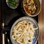 Honkaku Teuchi Kantarou - 肉汁うどん きのこトッピング