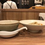 麺処 ほん田 - 丼