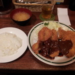 かつれつ四谷たけだ - 大きなチキンデミカツ