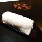 鮨おばな - おしぼり