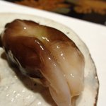 鮨おばな - 生の鳥貝（生はなかなかお目にかかれません）