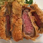 コートレット - ビフカツ（カツ断面）