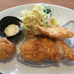 コートレット - 本日のおすすめ（コーンクリームコロッケ ＆ ささみカツ ＆ キスフライ）