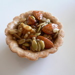 ポトリベーカリー - タルト／キャラメル＋ナッツ（280円）