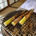 出羽屋 - 月山筍の炭火焼き