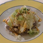横濱元町 霧笛楼 - 高知県産・メダイの網焼き　乾燥トマト風味、マッシュルームのソテーと卵のピラフのチーズ焼き