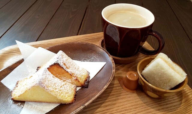 ベイカーズワークス 旧店名 パンハウス 常滑 パン 食べログ
