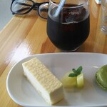 ボーノ - アイスコーヒーとミルクレープ