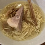 淡麗塩ラーメン