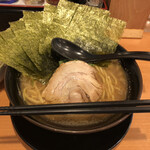 横浜家系ラーメン春樹 - 