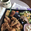 南風亭 - 料理写真:　〜唐揚げ弁当〜自宅感が満載で失礼しました！笑笑