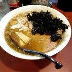 らーめん 豚鬼 - 背脂煮干し850円