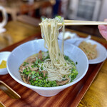 Asian Dining FOOD EIGHT - 牛肉ラーメン
