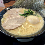 横浜家系ラーメン 鶴乃家 - 