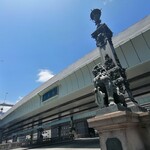 日本橋海鮮丼 つじ半 - 日本橋の首都高を地下へ埋める工事中。早く見たい