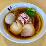 麺屋 しん蔵 - 田舎の醤油 800円 味玉 100円