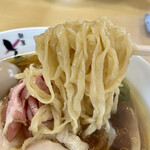 麺屋 しん蔵 - 手揉み平ちぢれ麺にチェンジ 50円