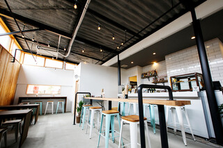 카페&와인바 오 데파루