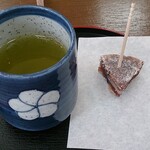 Kimura ya - サービスのお茶・古鏡