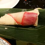 馬車道 大かわ - 粽の中