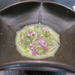 日本料理 晴山 - 秋田三種町産じゅんさい　トロ茄子すり流し