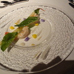 フラノ寶亭留 - 東川産ホワイトアスパラガスとボタン海老