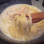 金星パスタ - サーモン・イカ・小貝柱の醤油クリームソース　【ランチ】880円