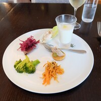 Furutoshi - ランチコース（税サ込み２５４１円）の前菜
