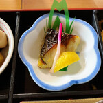 かっすい亭 - 上真ん中　焼き魚はじかみ付き