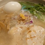 麺屋 ダイコク - 塩　香味油+味タマ♪