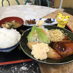 Yakumo - デラックス定食790円（税込）