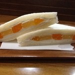 カリーナ - フルーツ