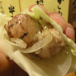 炭焼巧房　源 - 鶏とろをキャベツで挟んで・・・