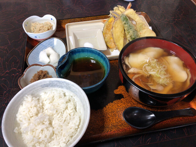 ひっつみ亭 矢幅 郷土料理 その他 食べログ