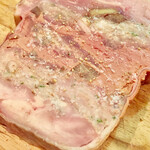 Abats. - 追加でいただいた薩摩地鶏と栗のパテ　熟成具合が素晴らしい　うまさ大爆発です