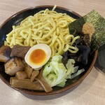 よいちつけ麺研究所 - 「二代目の逆襲！」（税別780円）の麺