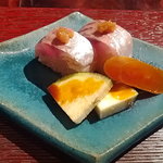 賛否両論 - 2012年5月　鯵の棒寿司、自家製カラスミ