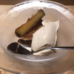 にい留 - ペレグリーノさん直伝のジェラード！
      クリーミーなさつま芋とこのジェラードが溶け合うと…
      至福の時を迎えます！