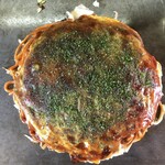 お好み焼き キミッツ - 綺麗な円状です。