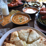 サンライト インドネパールレストラン - チーズナンとカレー色々